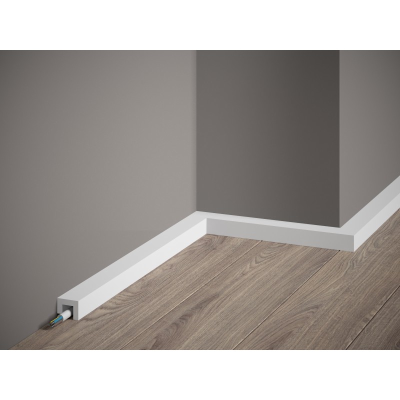 Premium plint QL021P (Klemp) - LED plinten Premium plint QL021P (Klemp) - LED plinten