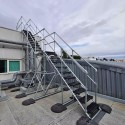 Plateforme d'accès au toit pour toitures en membrane/asphalte/PVC (Kee Safety)