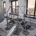 Dachpodest für Membran-/Asphalt-/PVC-Dächer (Kee Safety)