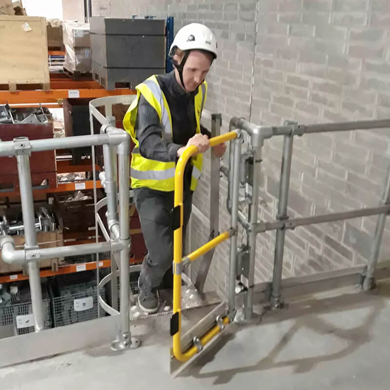 Kee Gate Sicherheitstor auf der Zwischengeschoss